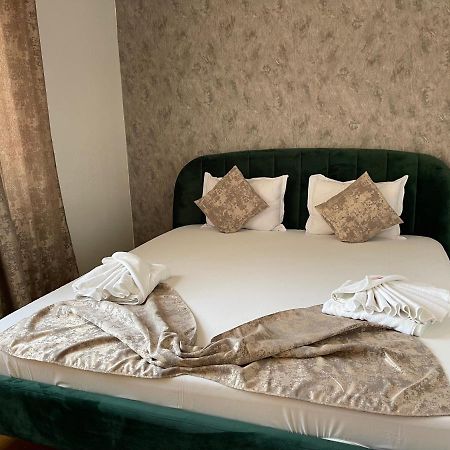 Apartament De Lux Костінешть Екстер'єр фото